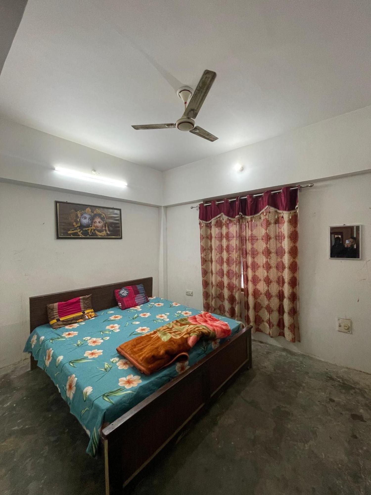 Hotel Shree Krishna Garden Jhusi Exterior foto