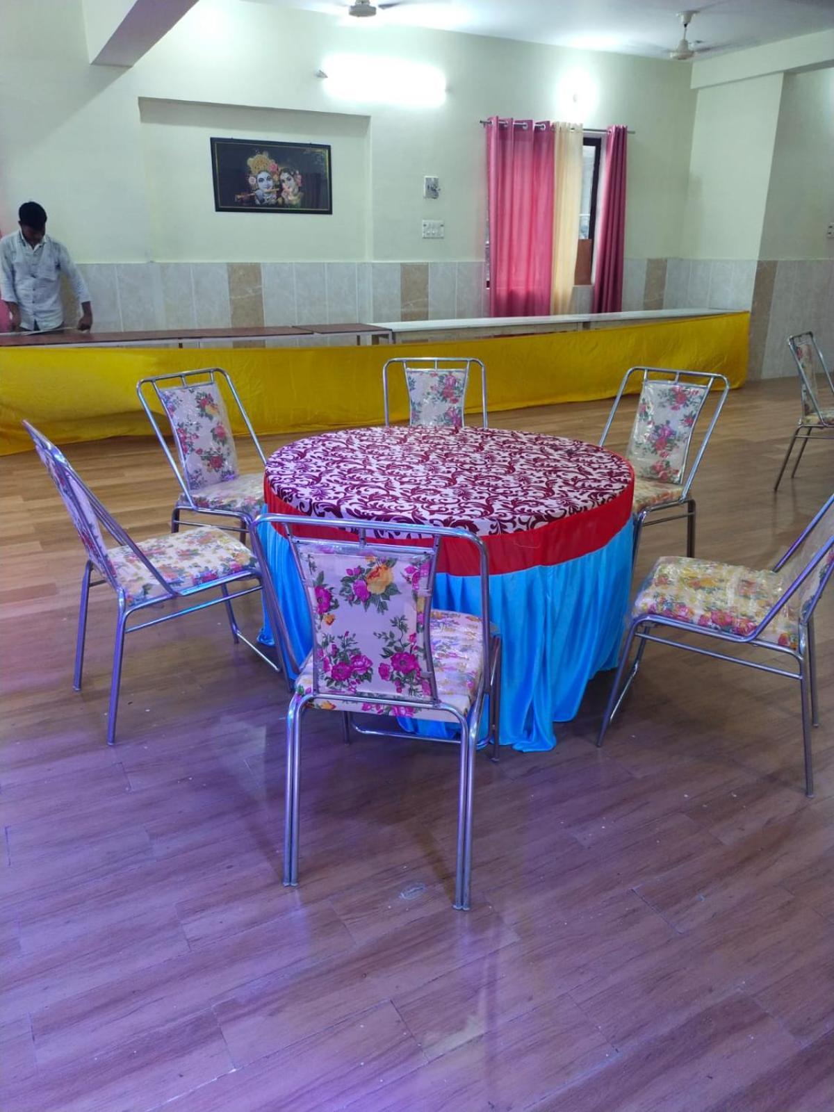 Hotel Shree Krishna Garden Jhusi Exterior foto